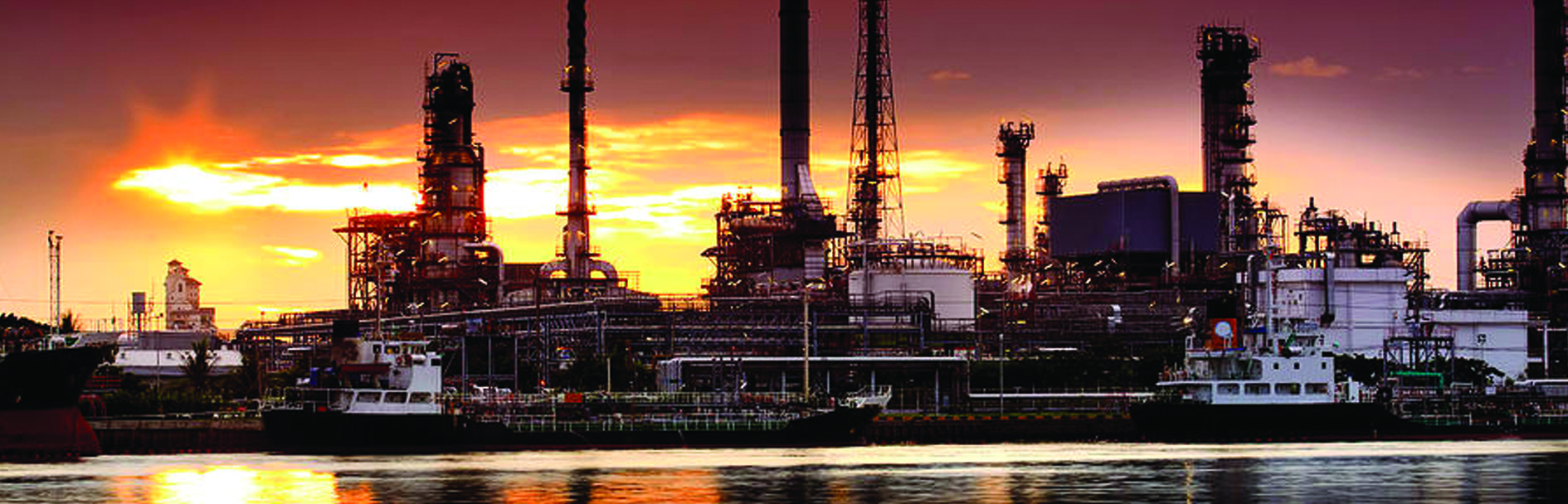 Oil_refinery.jpg