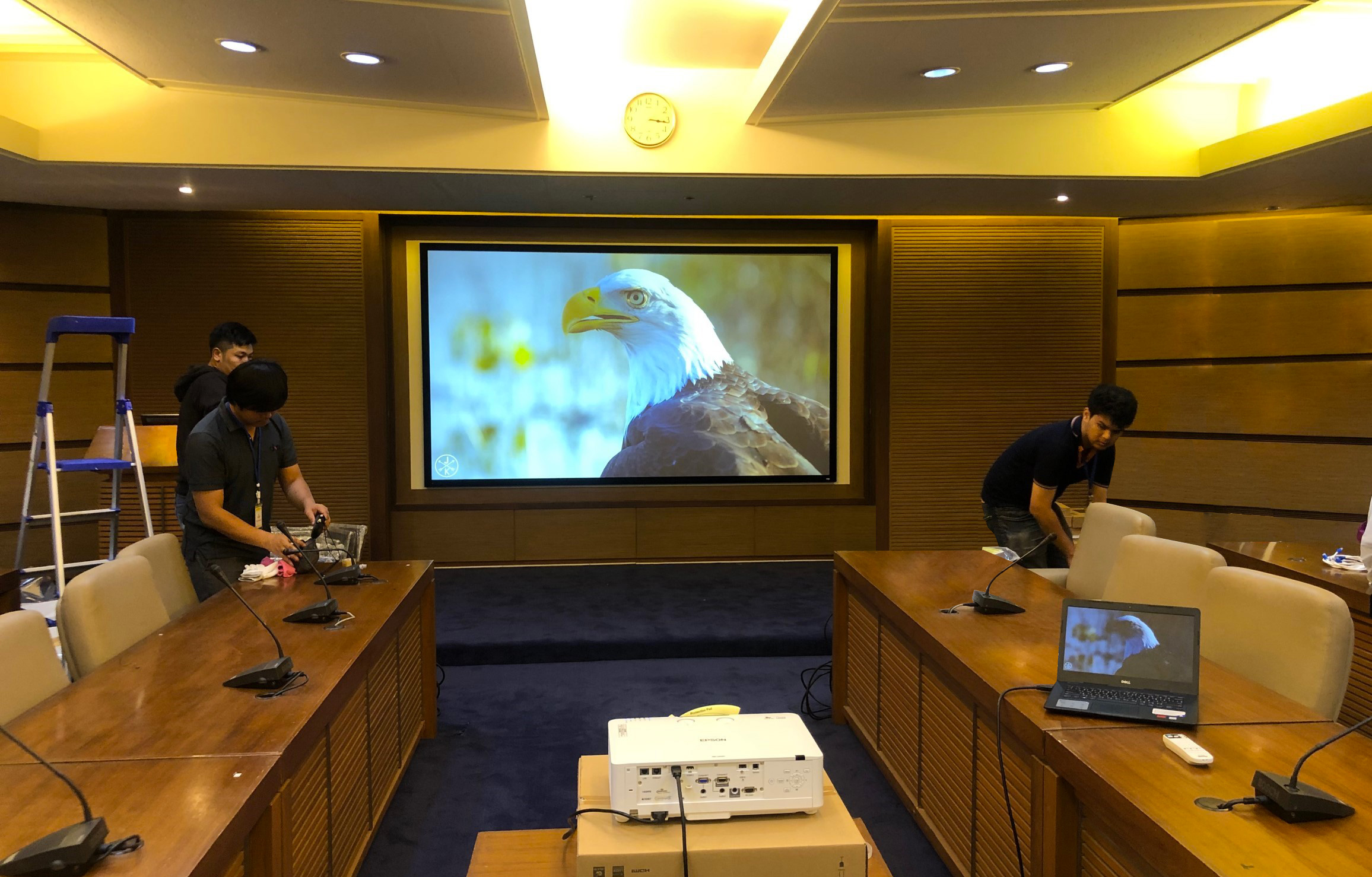 dnp Infinity 130inch at government Thailand meeting room